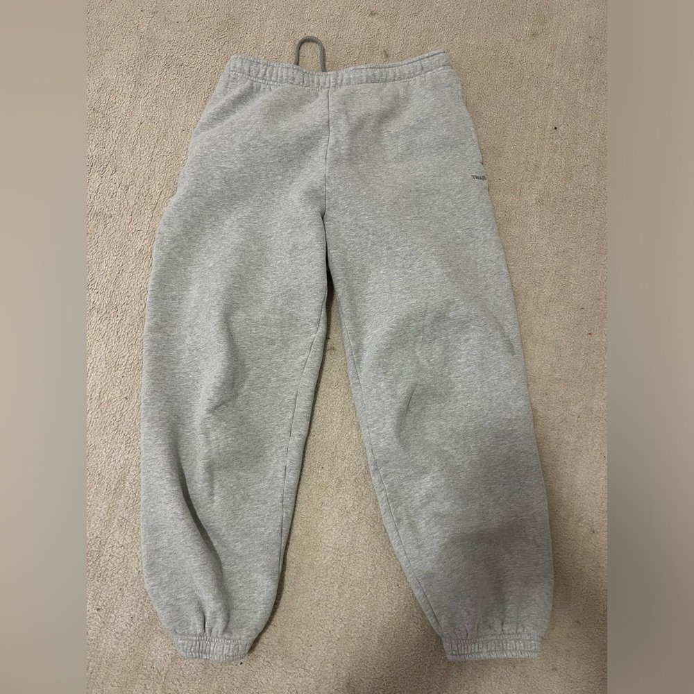Women’s Aritzia Gray Sweatpants